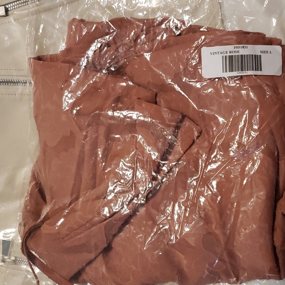 Lulus rose pink Barbiecore skater dress. - Picture 4 of 4